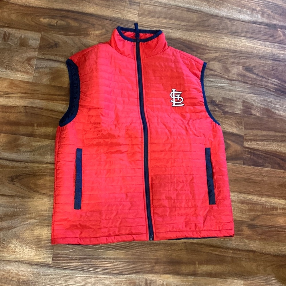 Insulated full zip vest. St. Louis Cardinals